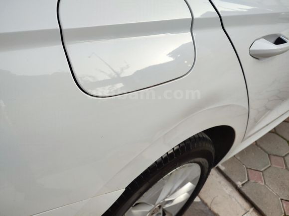Sahibinden Skoda Octavia 1.5 e-Tec Elite 2021 Model  71.000 km Beyaz