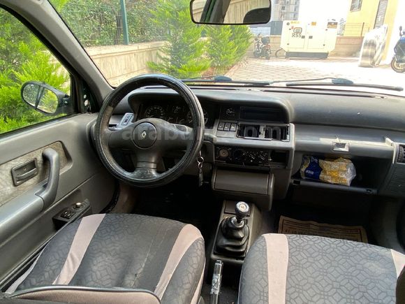 Sahibinden Renault Clio 1.4 RT 1998 Model