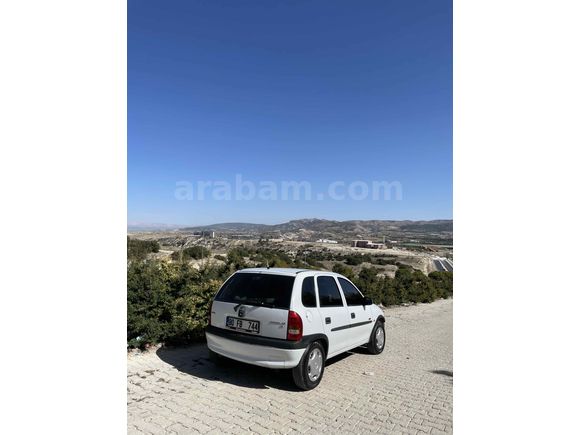 Sahibinden Opel Corsa 1.2 Swing 2000 Model 