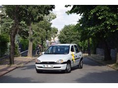 Sahibinden Opel Corsa 1.2 Swing 2000 Model 