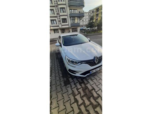 Sahibinden Renault Megane 1.3 TCe Joy Comfort 2021 Model