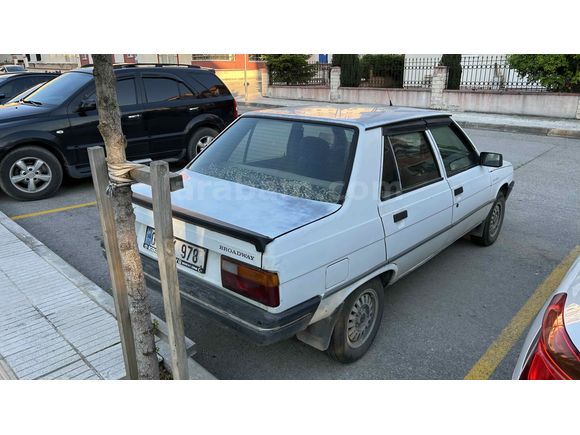 Sahibinden Renault R 9 1.4 Broadway 1991 Model 