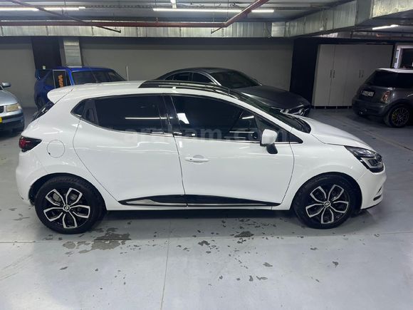 Renault Clio 0.9 TCe Icon 2020 Model