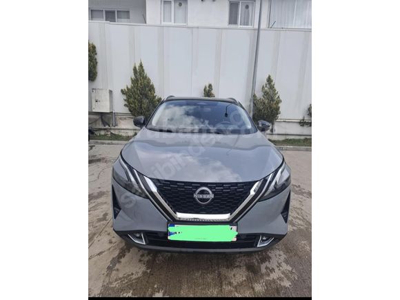 Sahibinden Nissan Qashqai 1.3 DIG-T Sky Pack 4x4 2023 Model