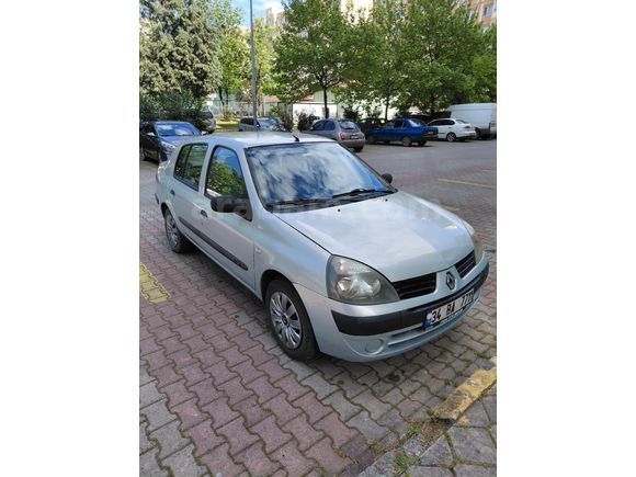 İlk Sahibinden 2005 Model  Renault. Düşük km..Temiz...