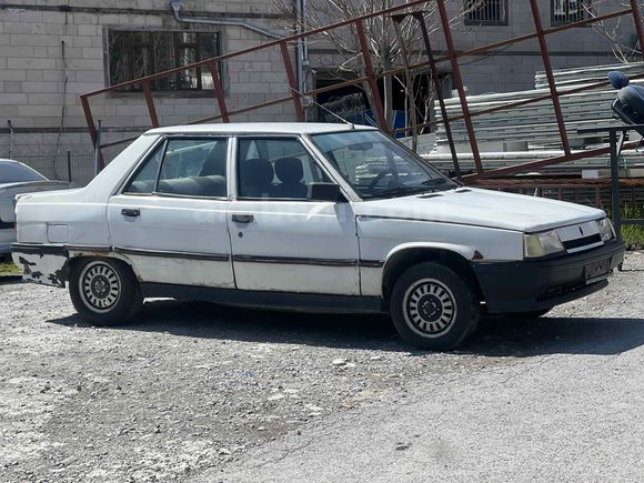 Sahibinden Renault R 9 1.4 Broadway GTE 1992 Model 