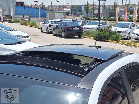 CAM TAVANLI - OTOMATİK VİTES-2 PARÇA BOYALI İ20