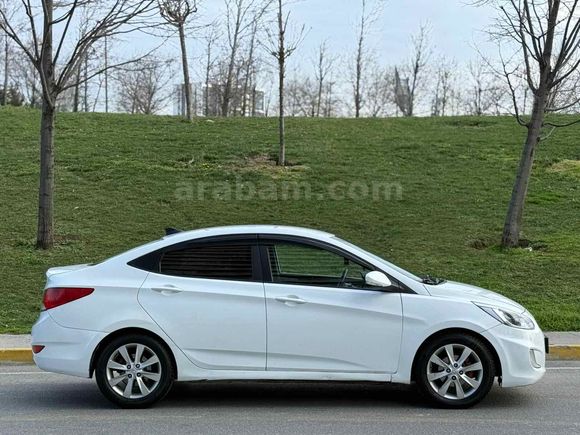 Sahibinden Hyundai Accent Blue 1.6 CRDI Prime 2016 Model 