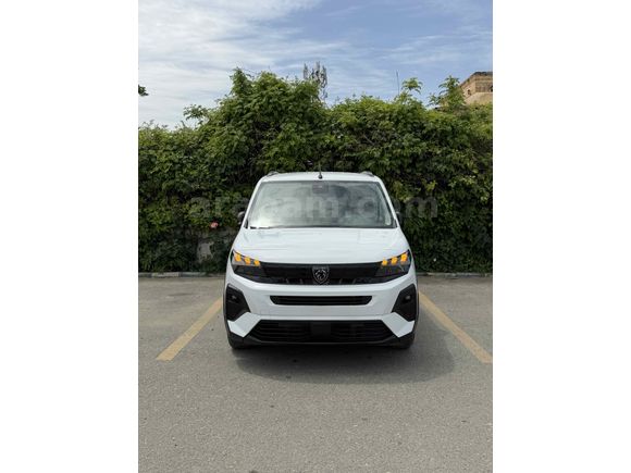 Sahibinden Peugeot Rifter 1.5 BlueHDI Allure 2025 Model 