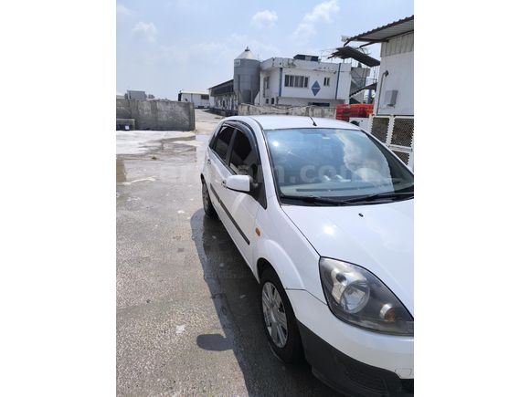 Sahibinden Ford Fiesta 2009 1.4 TDCi Comfort makyajli kasa yeni muayene li