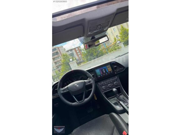2015 LEON FR DÖNÜŞÜM CAM TAVAN DSG KIRMIZII