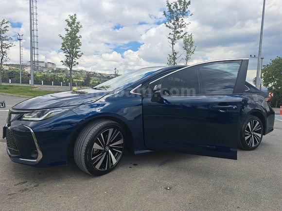Sahibinden Toyota Corolla 1.5 Passion X-Pack 2025 Model 
