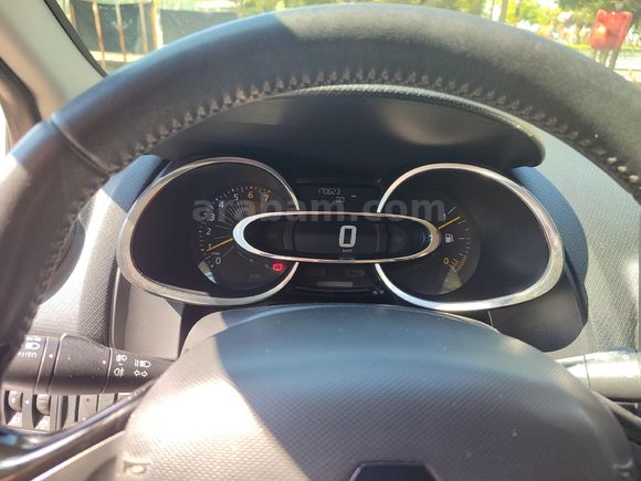 Sahibinden Renault Clio 0.9 TCe Icon 2013 Model