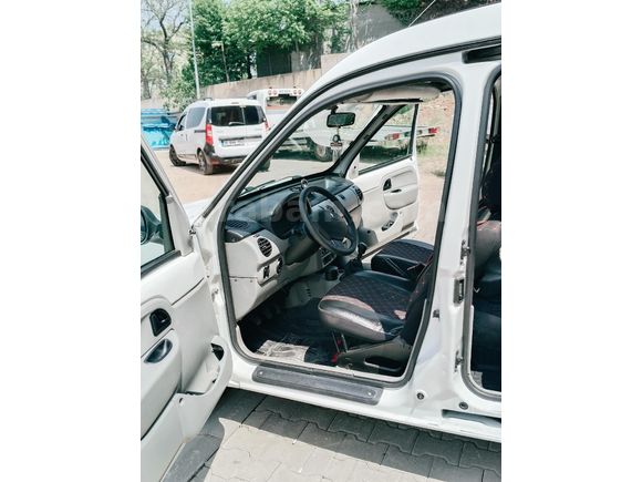 Sahibinden Renault Kangoo Multix 1.5 dCi Authentique 2005 Model  348.200 km Beyaz