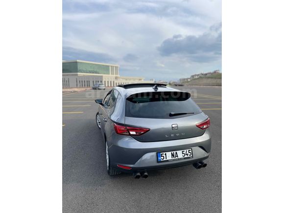 Seat Leon CR style hatasız boyasız