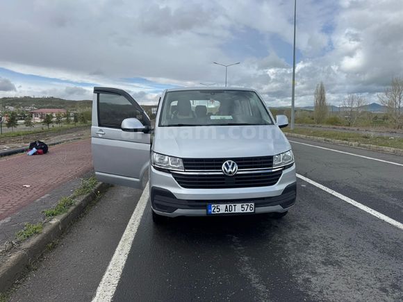 Sahibinden Volkswagen Transporter 2.0 TDI Camlı Van Comfortline 2023 Model