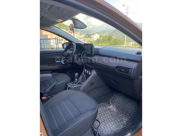 Sahibinden  Lansman Renk   Boyasız Değişensiz Stepway  Otomatik