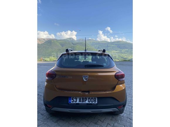Sahibinden  Lansman Renk   Boyasız Değişensiz Stepway  Otomatik
