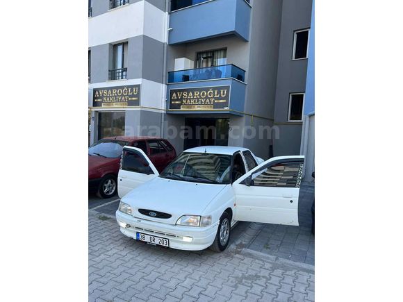 Sahibinden Ford Escort 1.6 CLX 1994 Model 