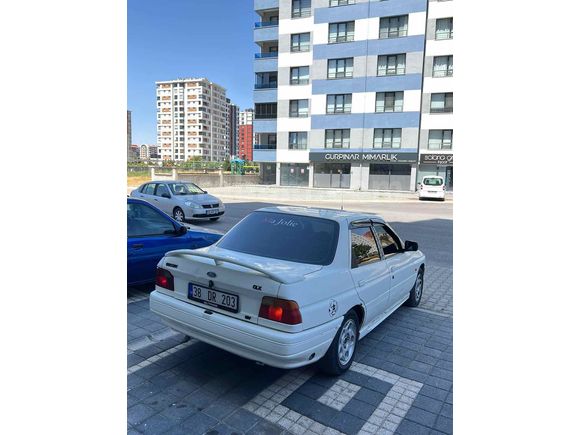 Sahibinden Ford Escort 1.6 CLX 1994 Model 