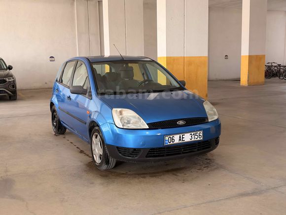 Sahibinden Ford Fiesta 1.4 TDCi Comfort 2004 Model  180.000 km Lacivert