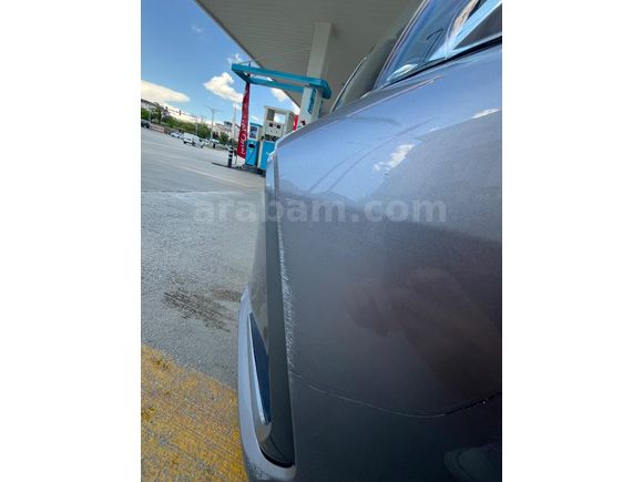Sahibinden Toyota Corolla 1.6 Flame X Pack 2020 Model  56.000 km Gri (Gümüş)