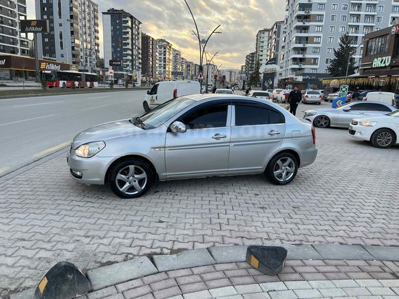 Sahibinden Hyundai Accent Era 1.4 Select 2011 Model 