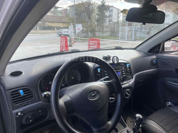 Sahibinden Hyundai Accent Era 1.4 Select 2011 Model 