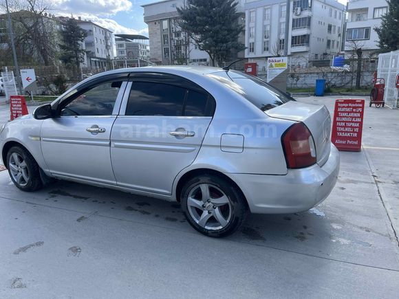 Sahibinden Hyundai Accent Era 1.4 Select 2011 Model 