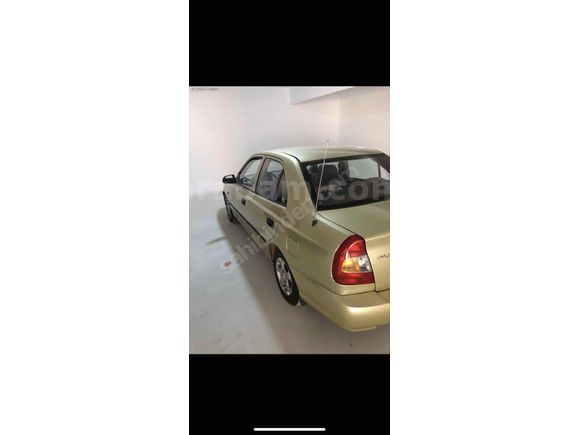 SAHİBİNDEN BAKIMLI KLİMALI OTOMATİK VİTESLİ ARAÇ