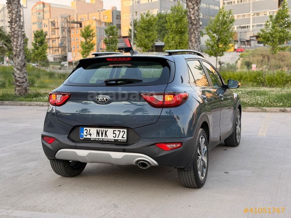 HATASIZ KİA STONİC PRESTİGE PAKET KM 65 BİNDE FUL+FUL