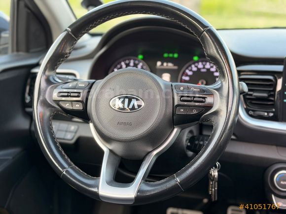 HATASIZ KİA STONİC PRESTİGE PAKET KM 65 BİNDE FUL+FUL