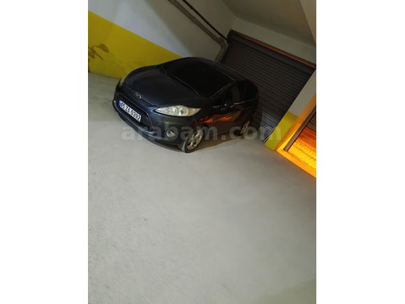 Sahibinden Ford Fiesta 1.4 TDCi Titanium X 2010 Model