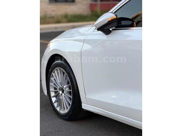 AUDİ A3 SPORTBACK 26 BİNDE İLK SAHİBİNDEN