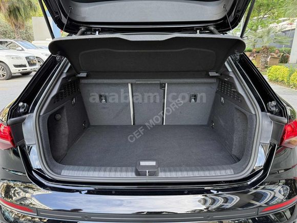 BOYASIZ 2025 MODEL AUDİ A3 SPORTBACK 35 TFSI ADVANCED (10.000km)