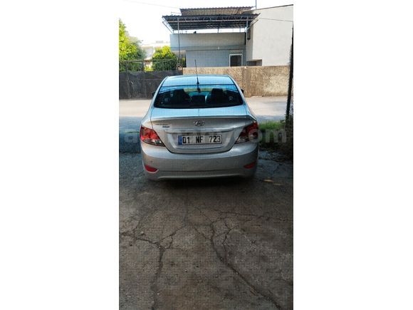Sahibinden Hyundai Accent Blue 1.4 CVVT Mode Plus 2014 Model