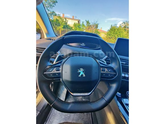 ÖĞRETMENDEN TEMİZ KULLANILMIŞ DÜŞÜK KM 2020 MODEL 3008