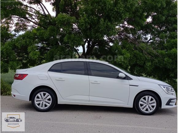 2021 MODEL MEGANE 4 HATASIZ AYARINDA KM:109 BİNDE BAKIMLI