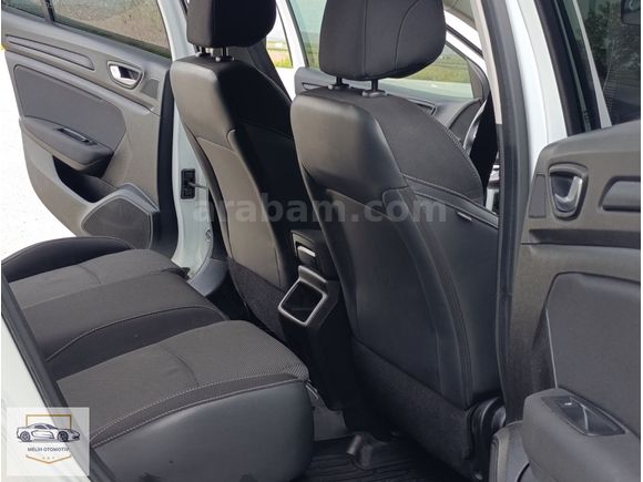 2021 MODEL MEGANE 4 HATASIZ AYARINDA KM:109 BİNDE BAKIMLI