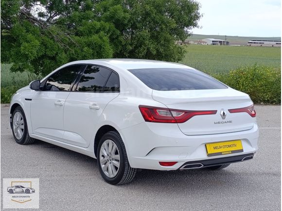 2021 MODEL MEGANE 4 HATASIZ AYARINDA KM:109 BİNDE BAKIMLI