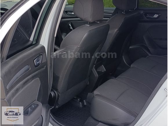 2021 MODEL MEGANE 4 HATASIZ AYARINDA KM:109 BİNDE BAKIMLI