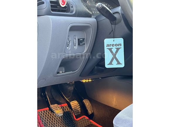 2001 Clio 1.4 RXT 2001 Emsalsiz Masrafsız