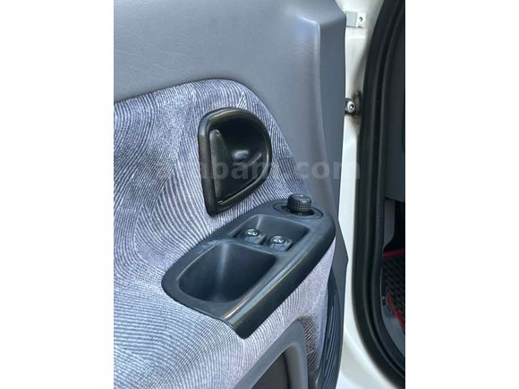 2001 Clio 1.4 RXT 2001 Emsalsiz Masrafsız