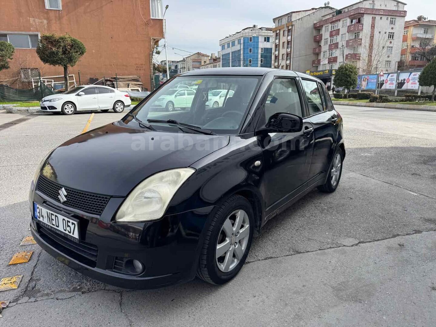 Sahibinden Suzuki Swift 1.5 AT 2008 Model İstanbul 235.000 km Siyah 4