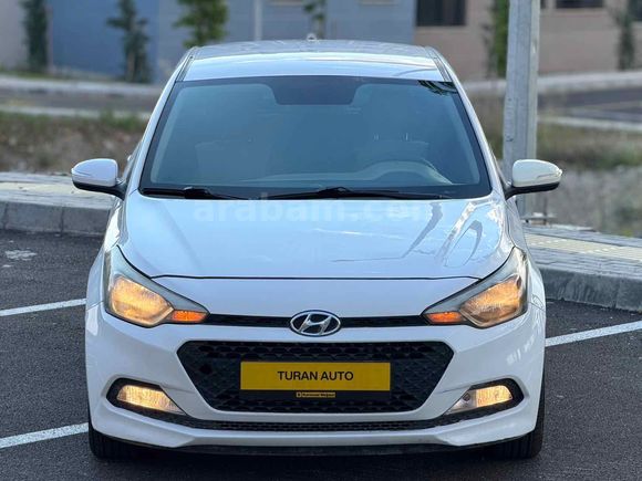 Galeriden Hyundai i20 1.4 CRDi Style 2017 Model Adıyaman