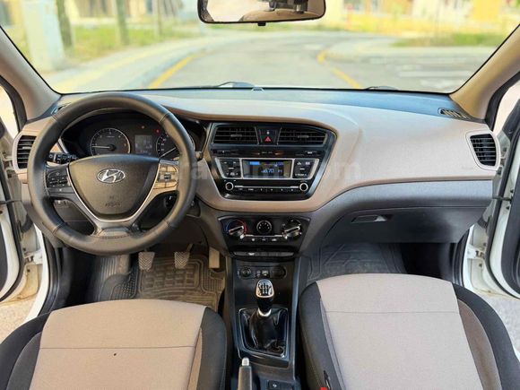 Galeriden Hyundai i20 1.4 CRDi Style 2017 Model Adıyaman