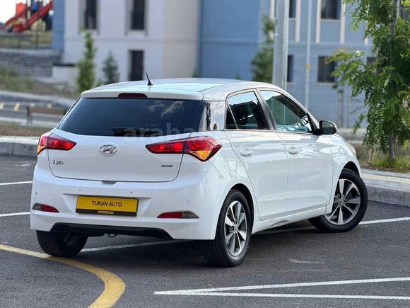 Galeriden Hyundai i20 1.4 CRDi Style 2017 Model Adıyaman