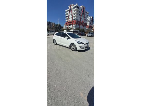 Fiyat düştü!?Öğretmenden Hyundai i30