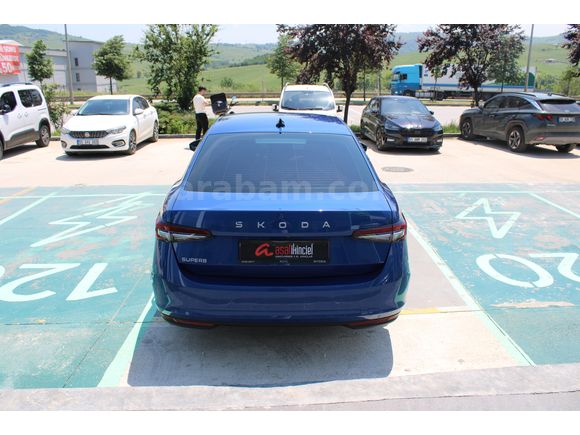 Skoda Superb 1.5MHEV PRESTİGE