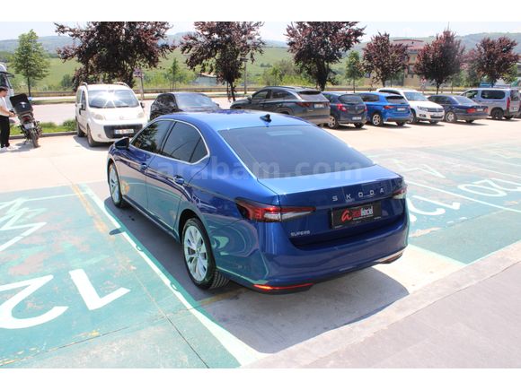 Skoda Superb 1.5MHEV PRESTİGE